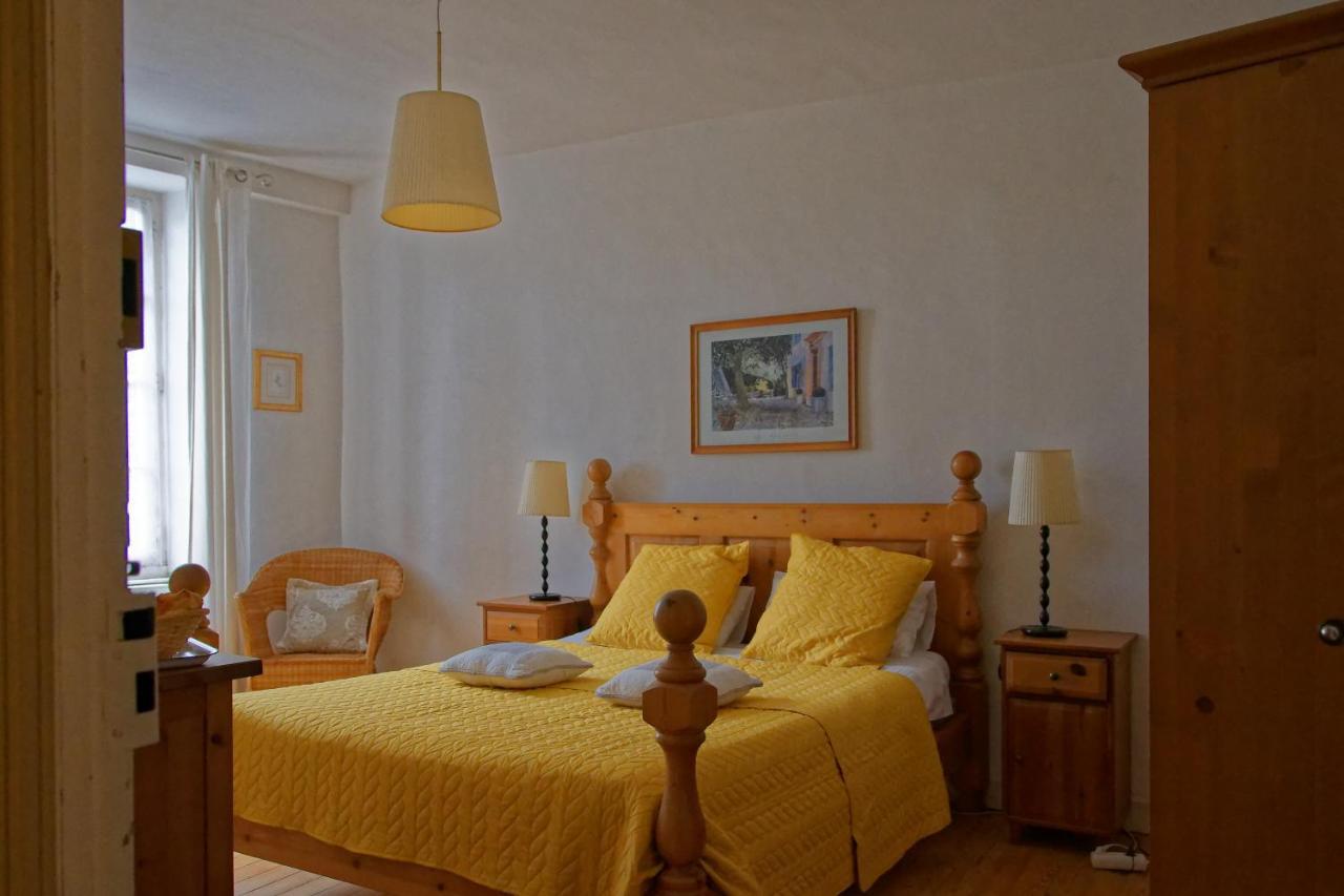 Maison Rives - Village Du Livre De Montolieu Екстер'єр фото